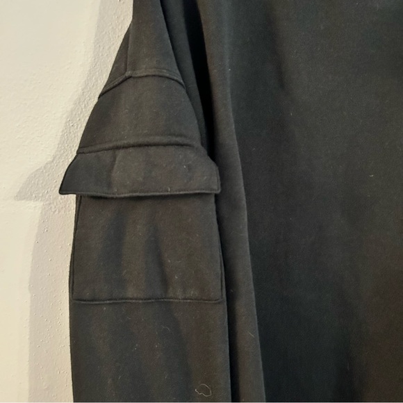 Reebok Cropped Sweatshirt - Picture 7 of 8